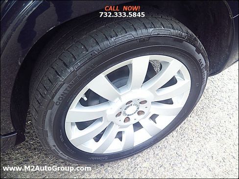 Used 2011 Mercedes-Benz GLK 350 4MATIC image 37