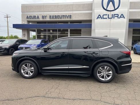 Used 2023 Acura MDX SH-AWD image 5