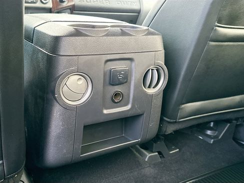 Used 2015 Ford F350 Lariat w/ Lariat Ultimate Package image 28