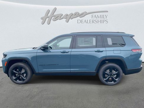 New 2026 Jeep Grand Cherokee L Limited RWD image 6