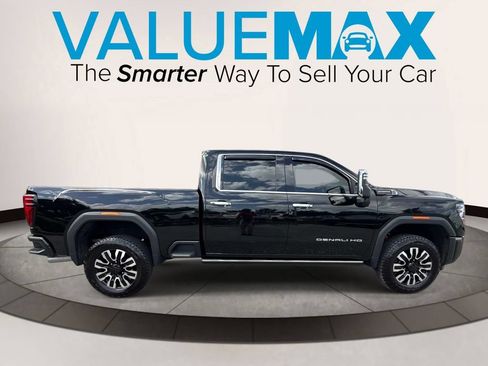 Used 2025 GMC Sierra 2500 Denali Ultimate AWD/4WD image 2