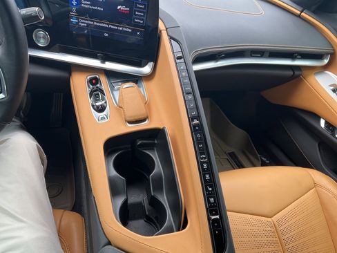 Certified 2023 Chevrolet Corvette Stingray Preferred Cpe w/ Z51 Performance Package image 8