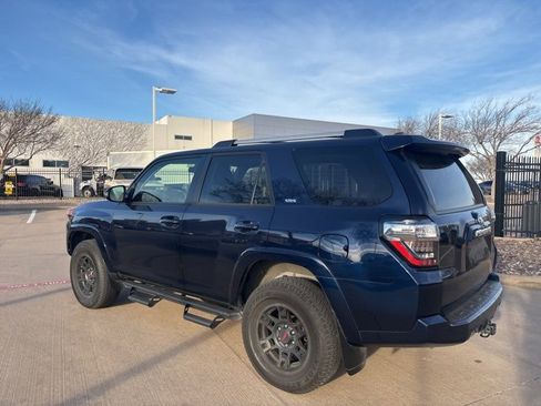 Used 2024 Toyota 4Runner SR5 Premium w/ Moonroof Package image 8