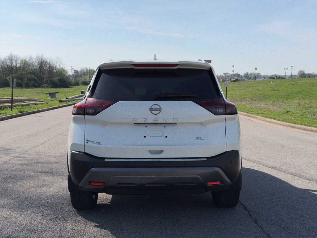 Used 2023 Nissan Rogue SL FWD image 36