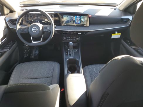 New 2026 Nissan Kicks SV w/ Cold Weather Package FWD image 9