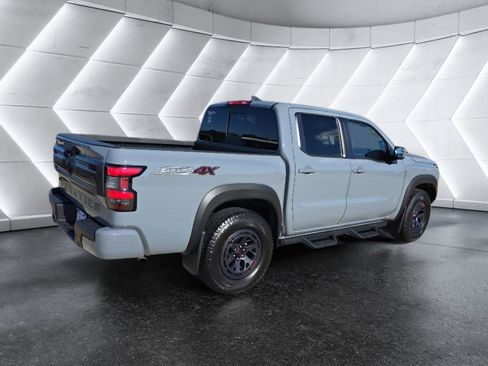 Used 2025 Nissan Frontier PRO-4X image 5