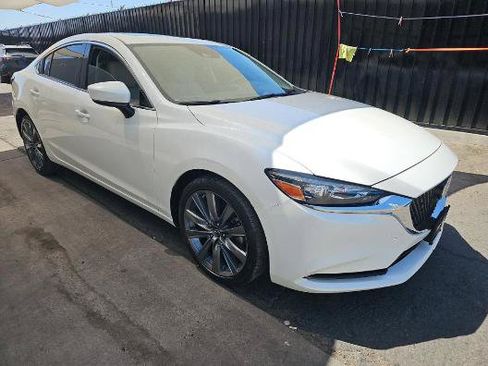 Used 2018 MAZDA MAZDA6 Touring FWD image 3