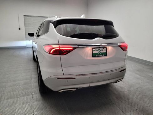Used 2022 Buick Enclave Essence FWD image 6