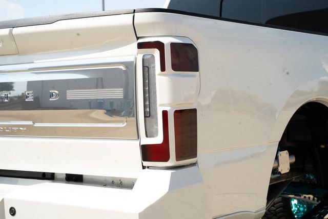 Used 2024 Ford F250 Limited w/ FX4 Off-Road Package AWD/4WD image 12