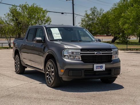 Used 2023 Ford Maverick Lariat w/ Lariat Luxury Package AWD/4WD image 2