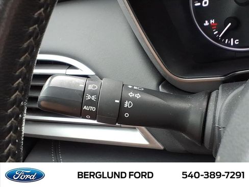 Used 2022 Subaru Legacy Limited AWD/4WD image 35