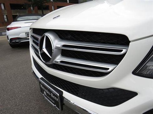 Used 2017 Mercedes-Benz GLE 350 4MATIC image 26