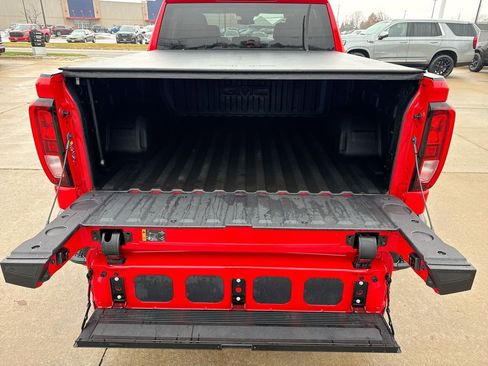 Certified 2022 GMC Sierra 1500 Elevation w/ LPO, Elevation Black Package image 41