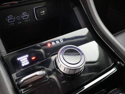 Used 2023 Jeep Grand Cherokee Limited AWD/4WD image 58