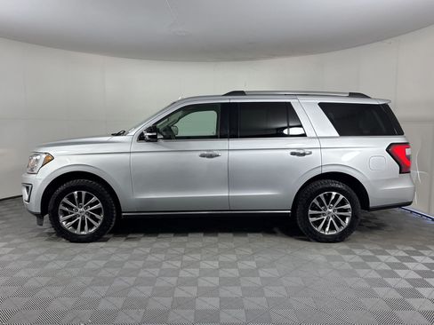 Used 2018 Ford Expedition Limited RWD image 2