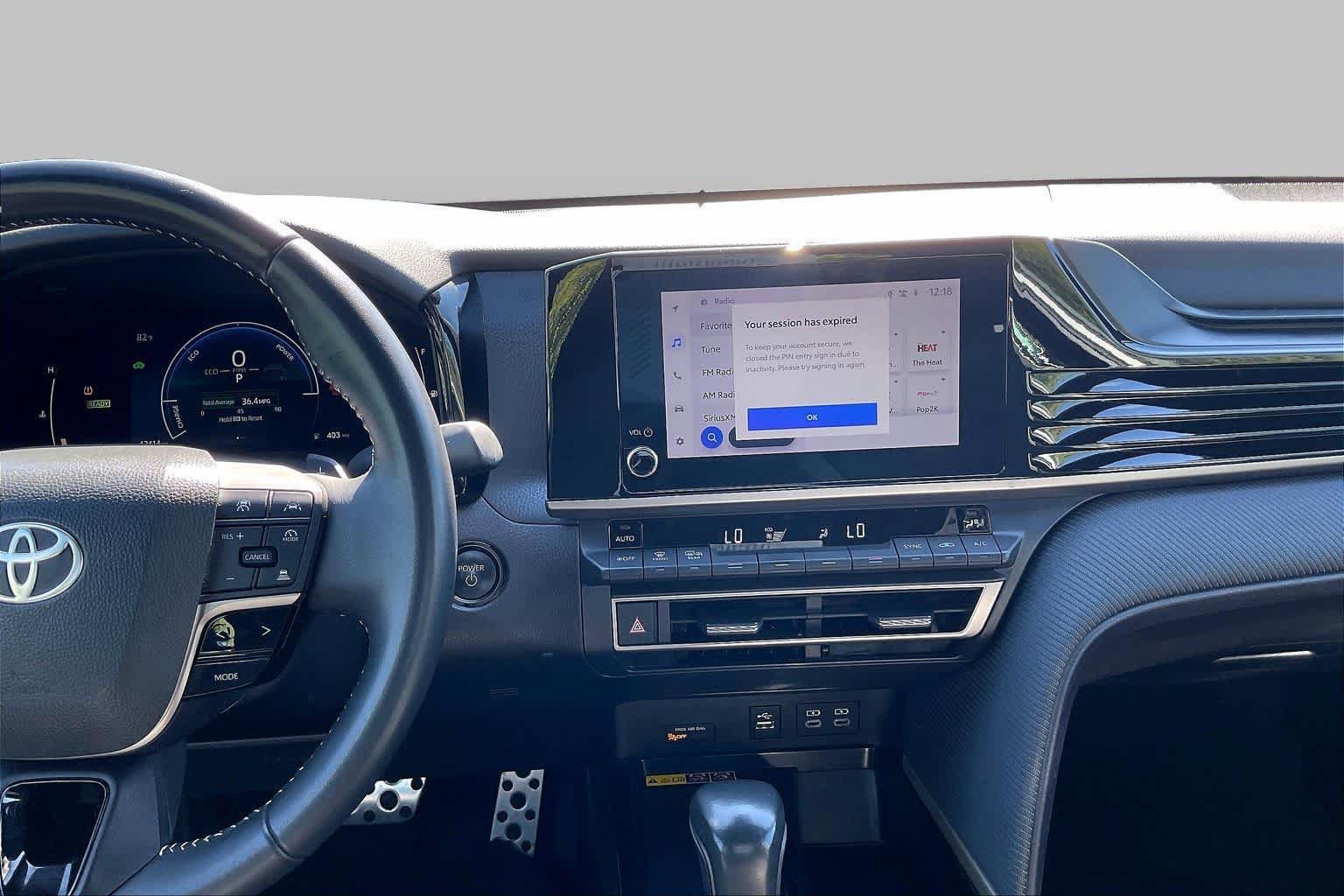 Used 2025 Toyota Camry SE FWD image 7