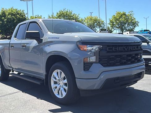 Used 2024 Chevrolet Silverado 1500 Custom RWD image 3