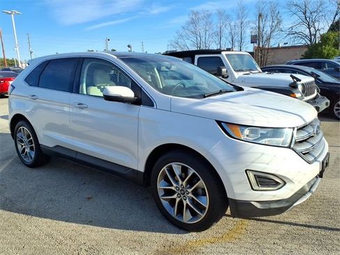Used 2018 Ford Edge Titanium w/ Equipment Group 301A image 3