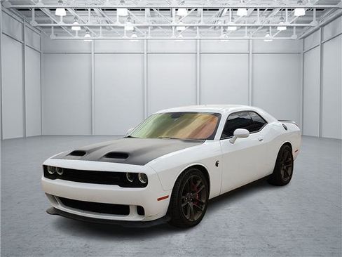 Used 2021 Dodge Challenger SRT Hellcat RWD image 1