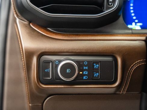 Certified 2022 Ford Explorer King Ranch w/ Premium Technology Package AWD/4WD image 50