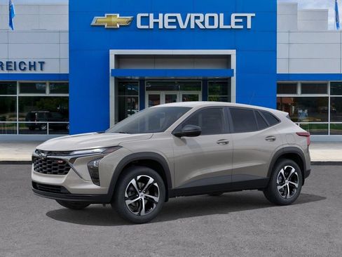 New 2026 Chevrolet Trax RS w/ Driver Confidence Package FWD image 2