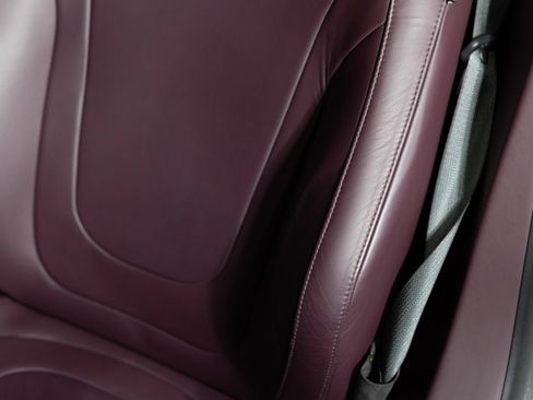 Used 2019 Aston Martin DB11 Coupe image 26