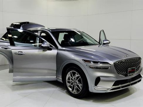 Used 2025 Genesis GV70 2.5T AWD/4WD image 29