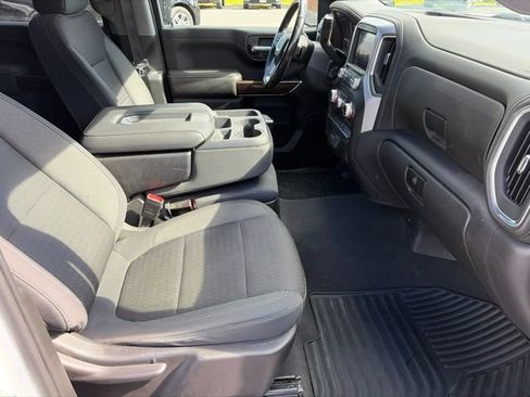 Used 2022 GMC Sierra 1500 SLE w/ X31 Off-Road Package AWD/4WD image 23