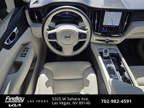Used 2023 Volvo XC60 B5 Ultimate w/ Protection Package Premier FWD image 14