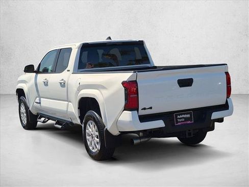 Certified 2026 Toyota Tacoma SR5 AWD/4WD image 7