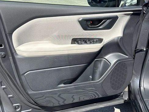 New 2026 Subaru Forester AWD/4WD image 10