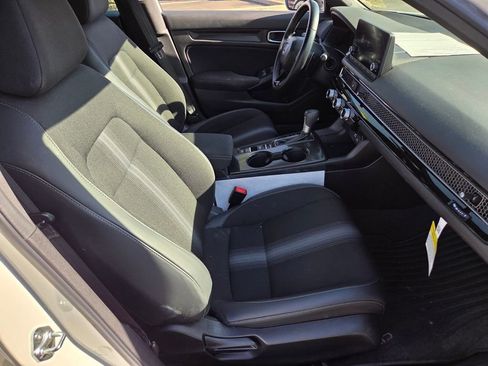 Used 2024 Honda Civic Sport image 15