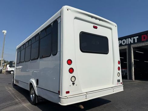 Used 2018 Ford E-450 and Econoline 450 Super Duty w/ Shuttle Bus Prep Package image 12