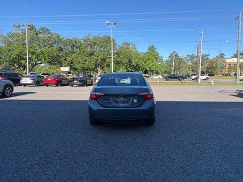 Used 2015 Toyota Corolla L image 6