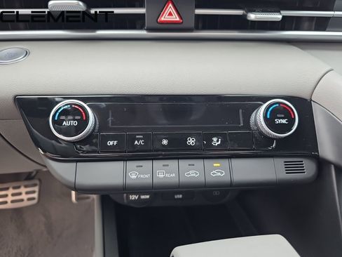 Certified 2025 Hyundai Elantra Sport FWD image 23
