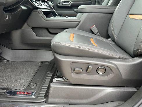 New 2026 GMC Sierra 2500 AT4 w/ AT4 Premium Plus Package AWD/4WD image 14