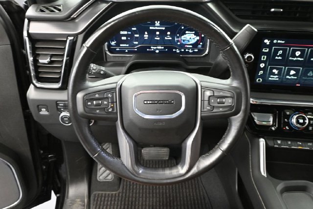 Used 2024 GMC Sierra 3500 Denali Ultimate AWD/4WD image 23