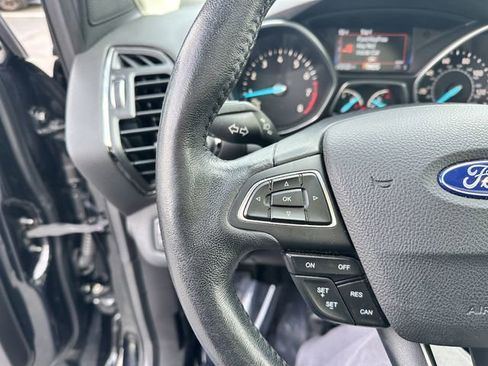 Certified 2018 Ford Escape Titanium AWD/4WD image 28