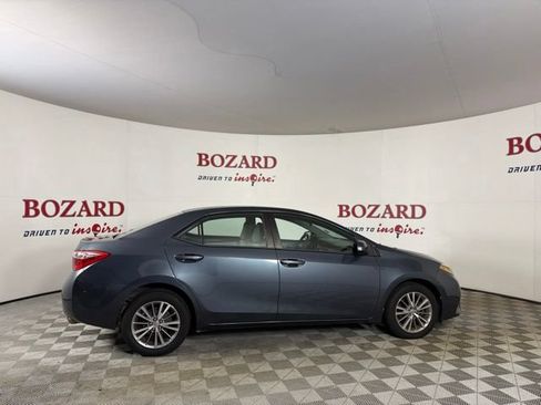 Used 2015 Toyota Corolla LE FWD image 9