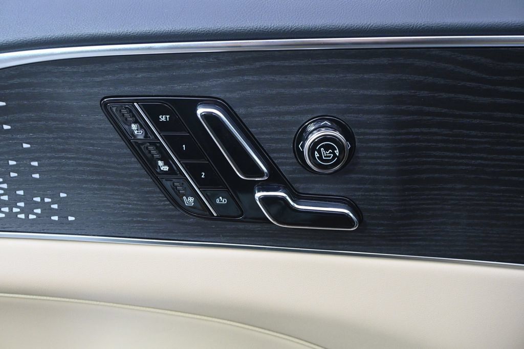 Certified 2026 Cadillac Lyriq Signature Luxury w/ Nappa Leather Package AWD/4WD image 14