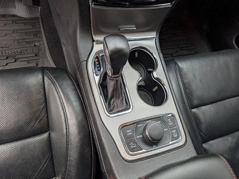 Used 2021 Jeep Grand Cherokee Trailhawk w/ Trailhawk Luxury Group image 28