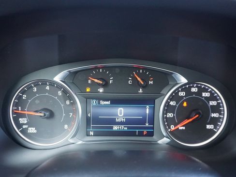 Used 2023 GMC Acadia SLE w/ Driver Convenience Package image 11