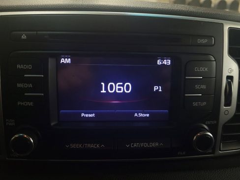 Used 2018 Kia Sportage LX image 25