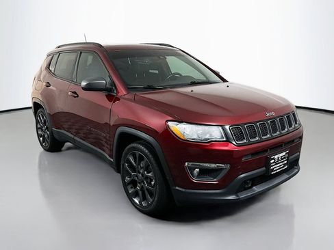 Used 2021 Jeep Compass Latitude w/ Sun and Sound Group FWD image 1