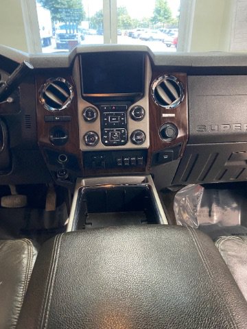Used 2013 Ford F250 Lariat w/ Chrome Pkg RWD image 11
