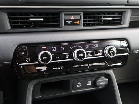 New 2026 Honda Pilot EX-L image 24