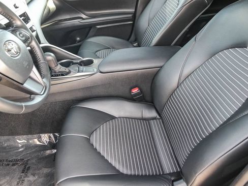 Used 2024 Toyota Camry SE FWD image 18