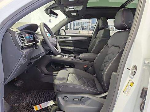 New 2026 Volkswagen Atlas Cross Sport SE FWD image 17