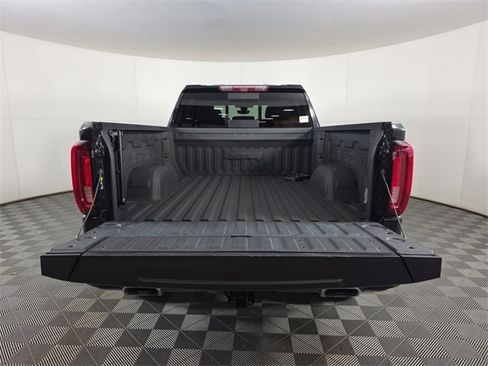 Used 2021 GMC Sierra 1500 AT4 w/ AT4 Premium Package image 12