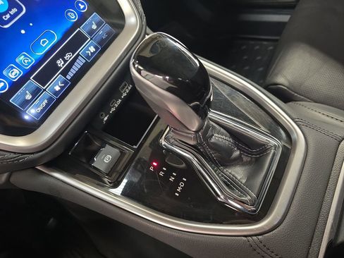 Certified 2023 Subaru Outback Limited XT image 25